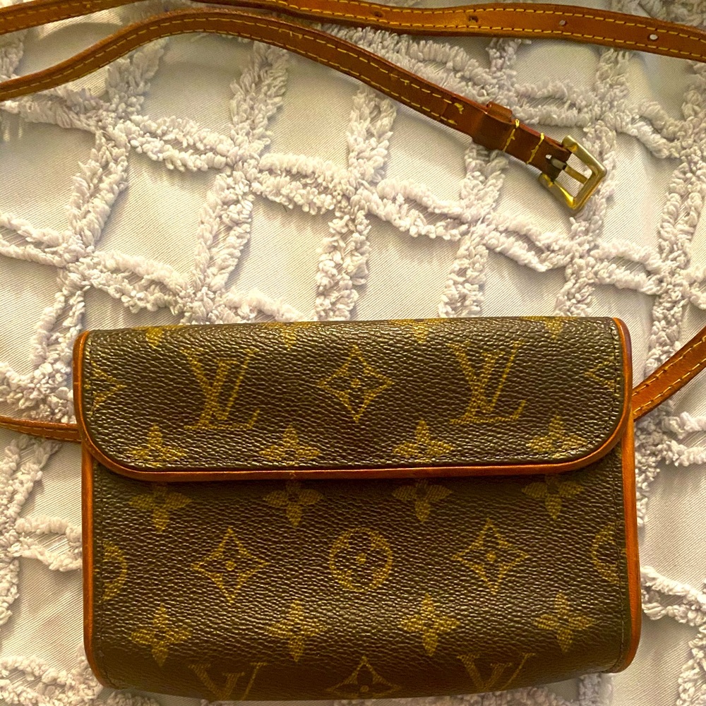 Authentic Louis Vuitton Florentine Waist Bag
